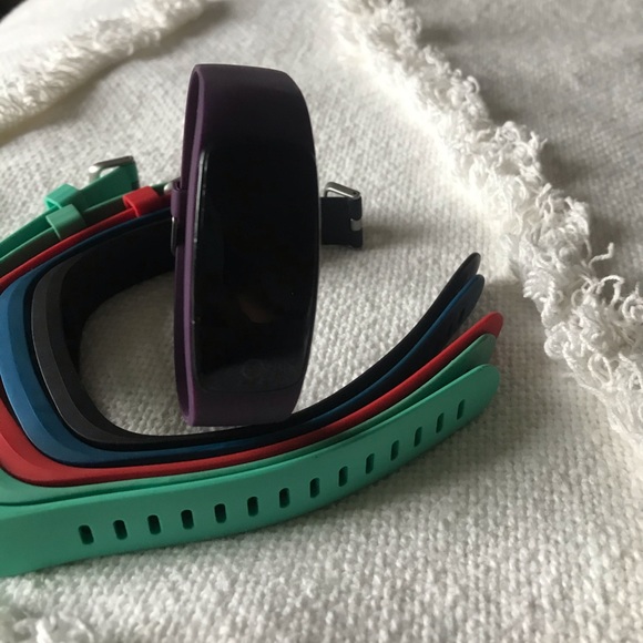 Accessories - Fitness tracker with replacement bands